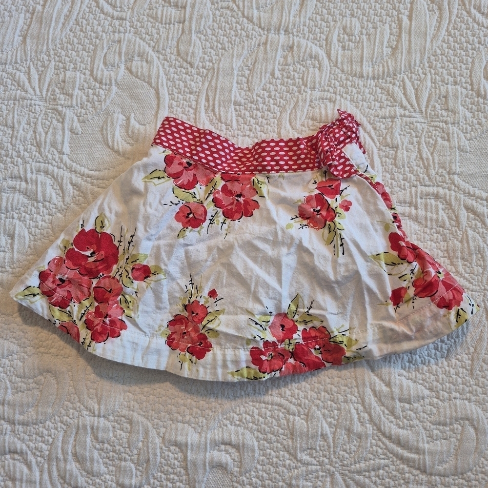 Janie and Jack girls size 3-6 months white & red flower skirt side button VGUC